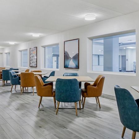 Comfort Inn & Suites Beaver Dam Buitenkant foto