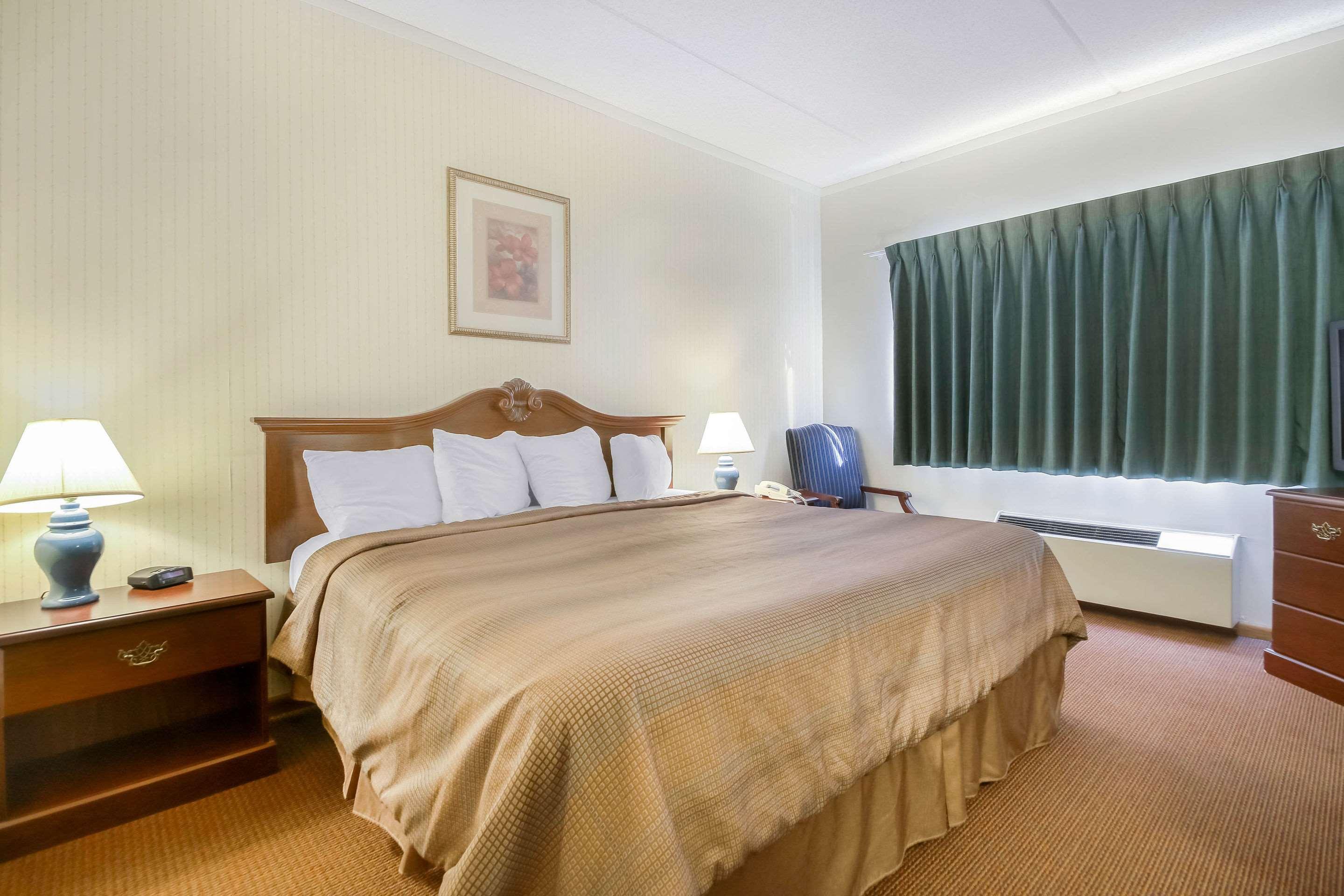 Comfort Inn & Suites Beaver Dam Buitenkant foto