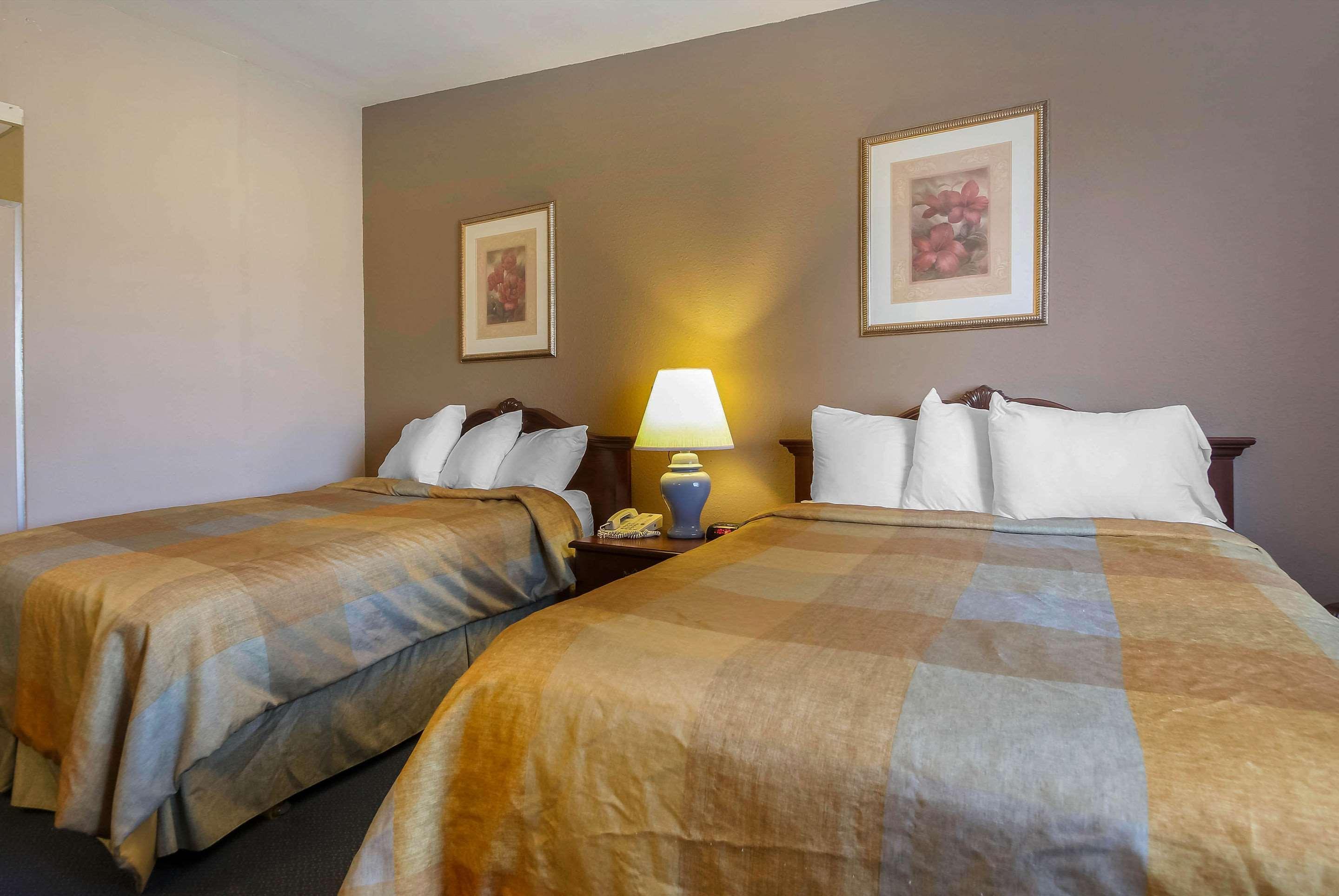Comfort Inn & Suites Beaver Dam Buitenkant foto
