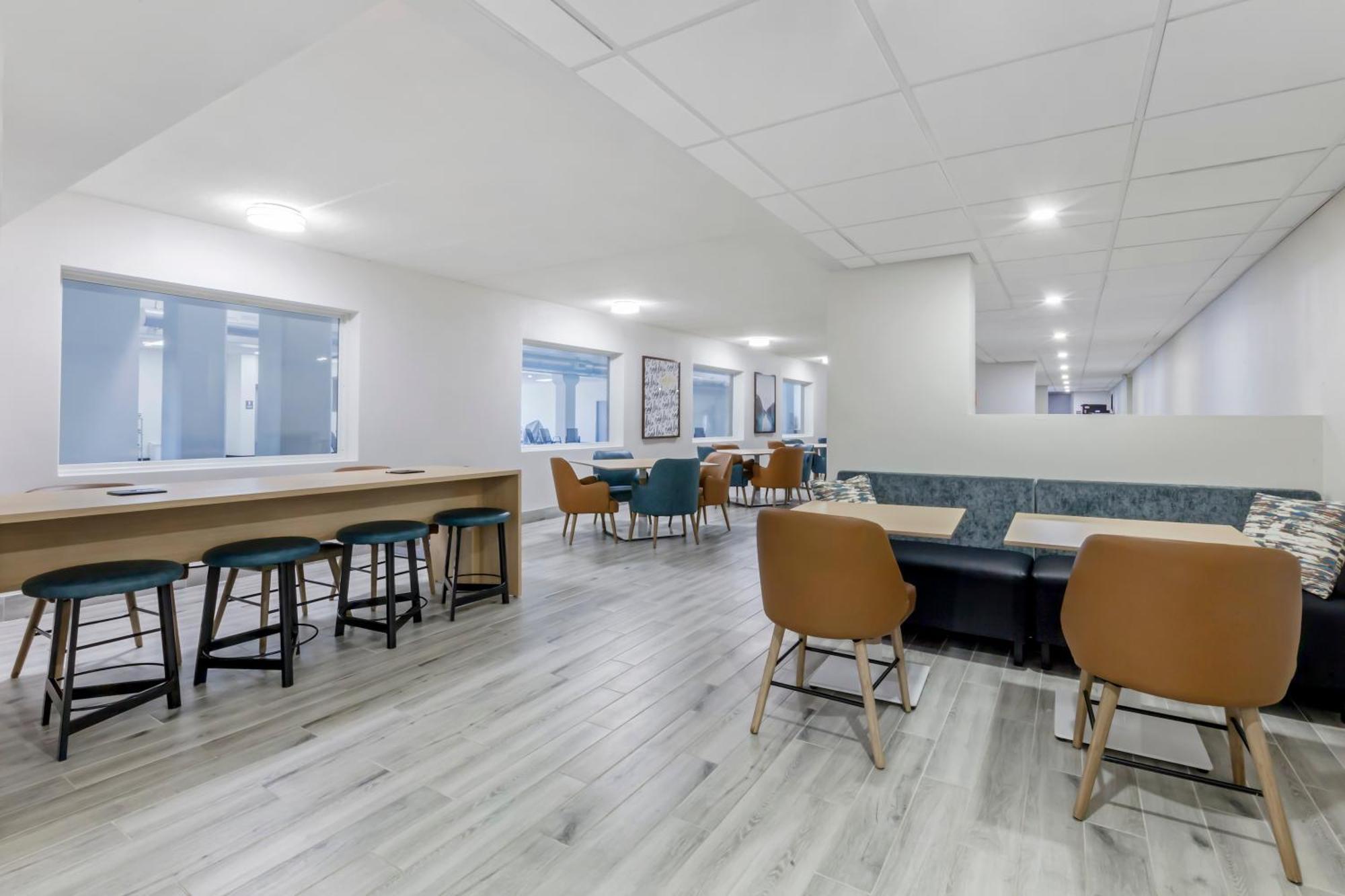 Comfort Inn & Suites Beaver Dam Buitenkant foto